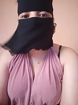 عرض كام Lara-_-28