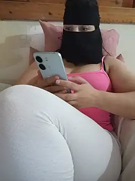 عرض كام Lara-_-28