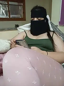 Chat +18 de Lara-_-28 ao vivo