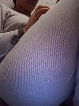Lara-_-28n Webbikameraesitys