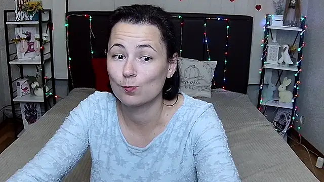 MarieSho Show in webcam