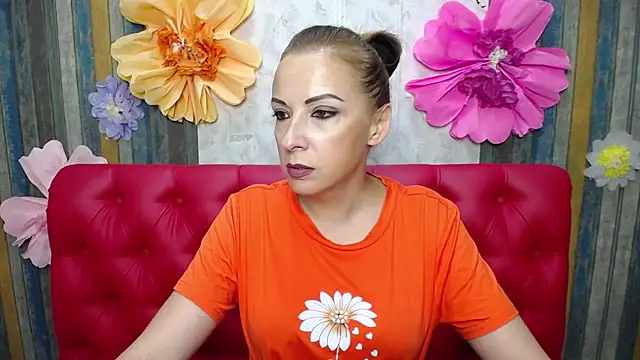 ElizabethSho's Live XXX Chat