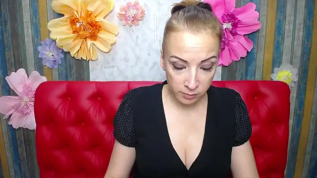ElizabethSho – Naživo XXX chat