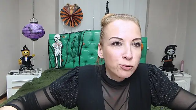 ElizabethSho's Live XXX Chat