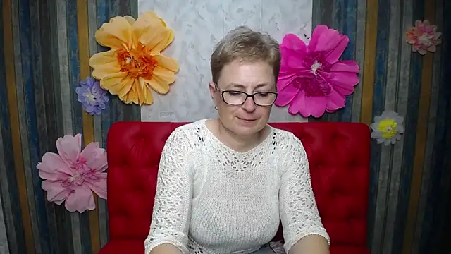 EmiliaGree – Live XXX-chat