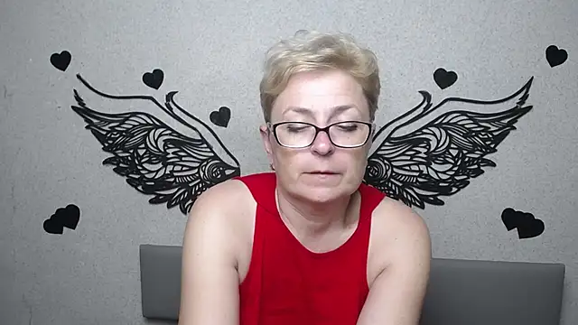 Chat +18 de EmiliaGree ao vivo