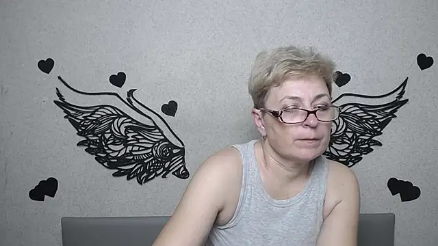 Chat XXX ao vivo de EmiliaGree