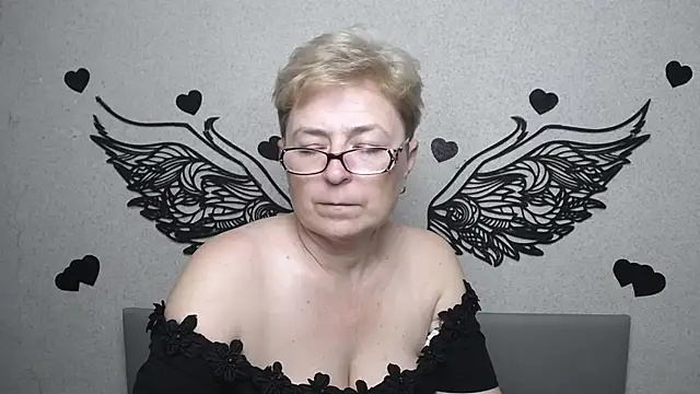 EmiliaGree Live XXX-chat