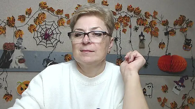 EmiliaGree Live XXX-Chat
