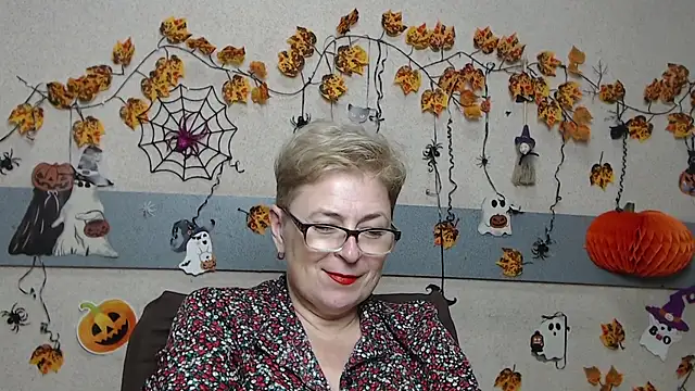 EmiliaGree – Live XXX-chat