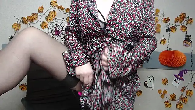 EmiliaGree – webcam-show