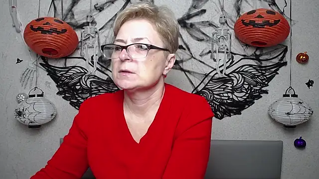 Živý XXX chat EmiliaGree
