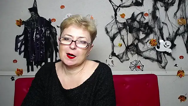 EmiliaGree – Live XXX-chat