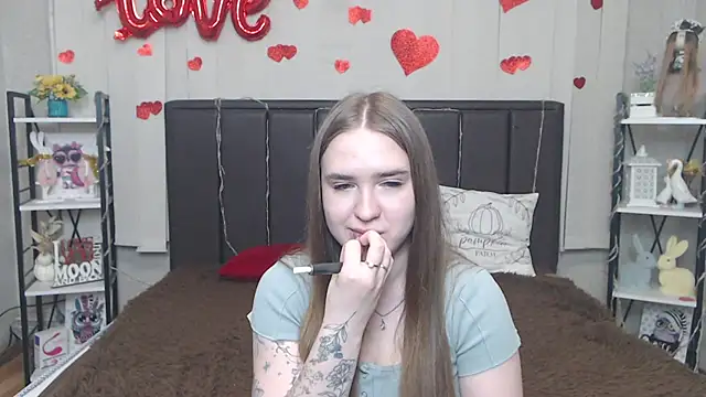 LauraHlot élő XXX-chatje