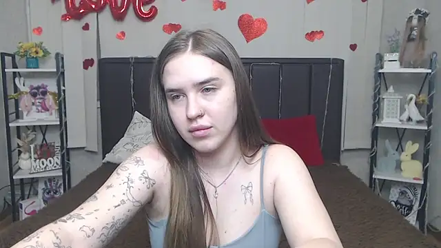 LauraHlot Chat XXX in diretta