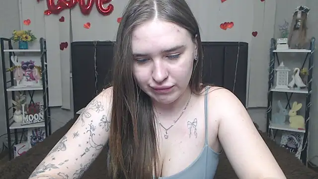 LauraHlot's Live XXX Chat
