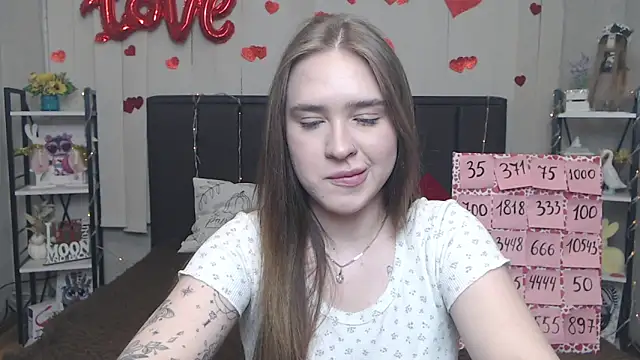 Živá chatovací místnost LauraHlot