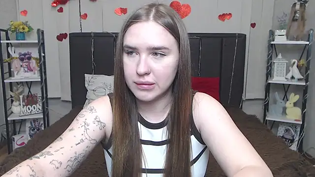 Онлайн чат LauraHlot