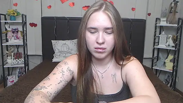 Chat +18 de LauraHlot ao vivo