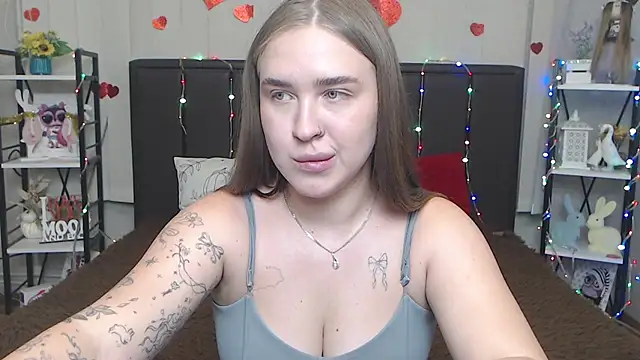 LauraHlot Adlı Modelin Canlı XXX Sohbeti