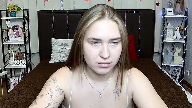 LauraHlot 网络视讯表演
