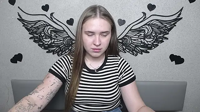LauraHlot: απευθείας συνομιλία ΧΧΧ