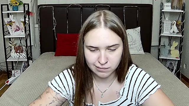Chatroom XXX en direct de LauraHlot