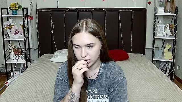 LauraHlot's Live XXX Chat