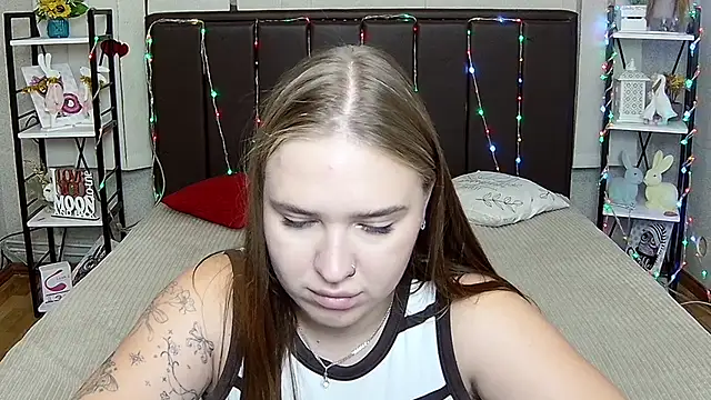 Онлайн чат XXX LauraHlot