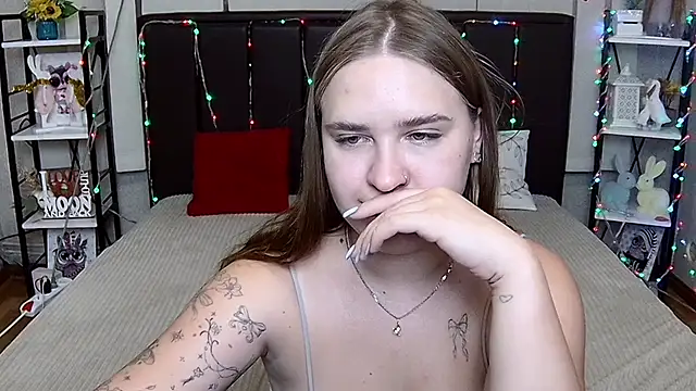 LauraHlot Chat XXX in diretta