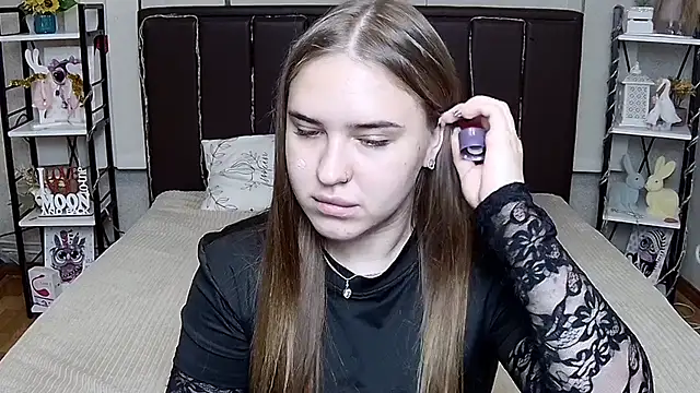 LauraHlot's Live XXX Chat