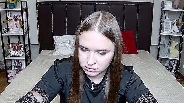 XXX chat uživo modela LauraHlot