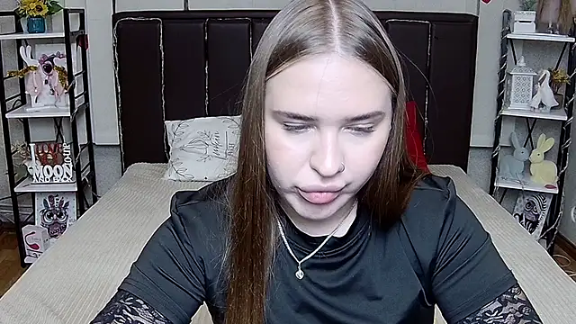 XXX chat uživo modela LauraHlot