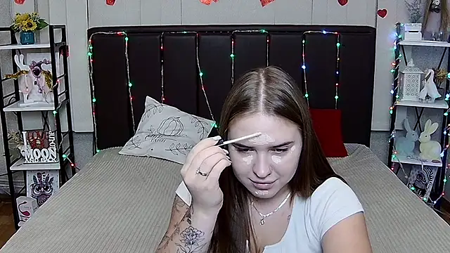 LauraHlot 现场XXX聊天