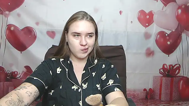 LauraHlot Adlı Modelin Canlı XXX Sohbeti