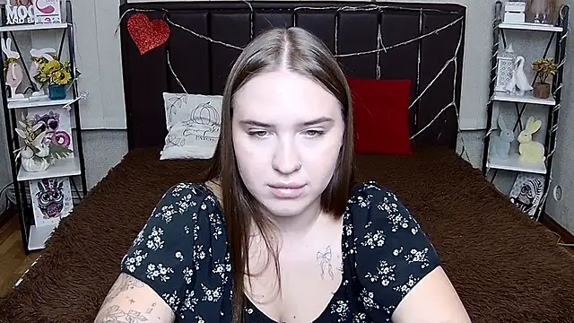 LauraHlotn Live XXX chat