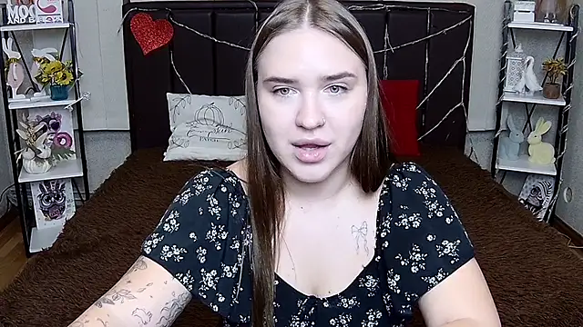 LauraHlot – Naživo XXX chat