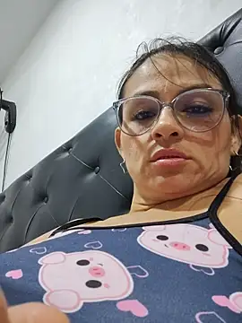 _Linda_88のライブXXXチャット