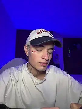 santikhalifa webcam show