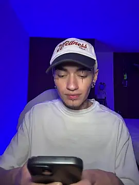 santikhalifa – webcam-show