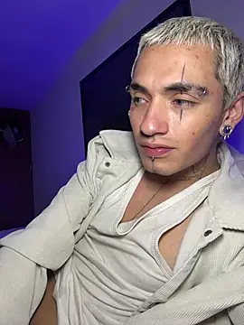 santikhalifa Webcam-Show