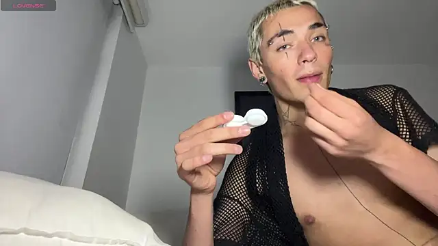 santikhalifa's Webcam Show