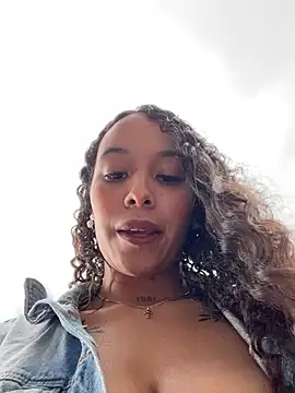 MarieLeon's Webcam Show