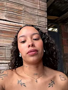 MarieLeon's Webcam Show