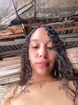 MarieLeon Adlı Modelin Web Kamerası Şovu