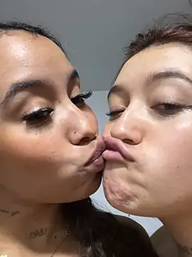 MarieLeon 即時 XXX 聊天