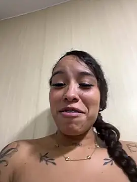 MarieLeon's Live XXX Chat