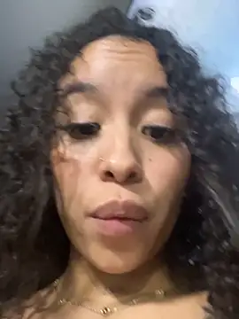 Chat XXX en directo de MarieLeon