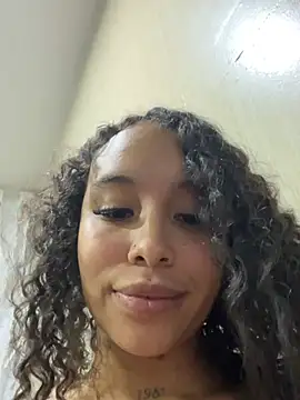 MarieLeon 在線直播表演