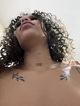 MarieLeon live XXX chat
